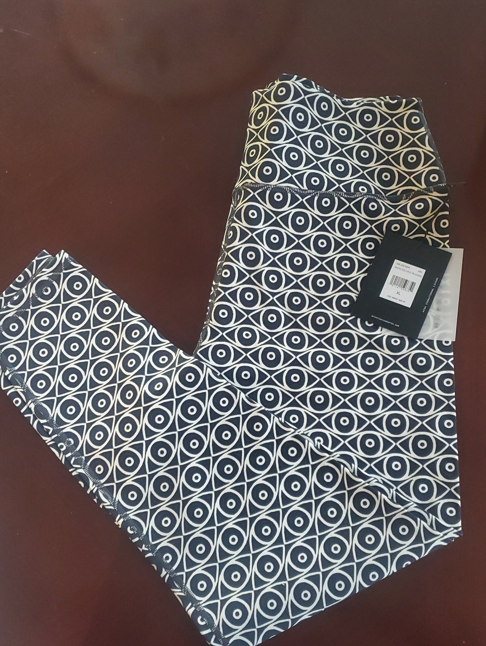Spiritual Gangster Black and White Geometric Leggings